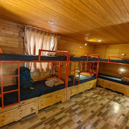 The Door To Nirvana Backpackers Hostel كوتاغيري المظهر الخارجي الصورة