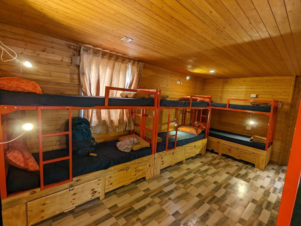 The Door To Nirvana Backpackers Hostel كوتاغيري المظهر الخارجي الصورة