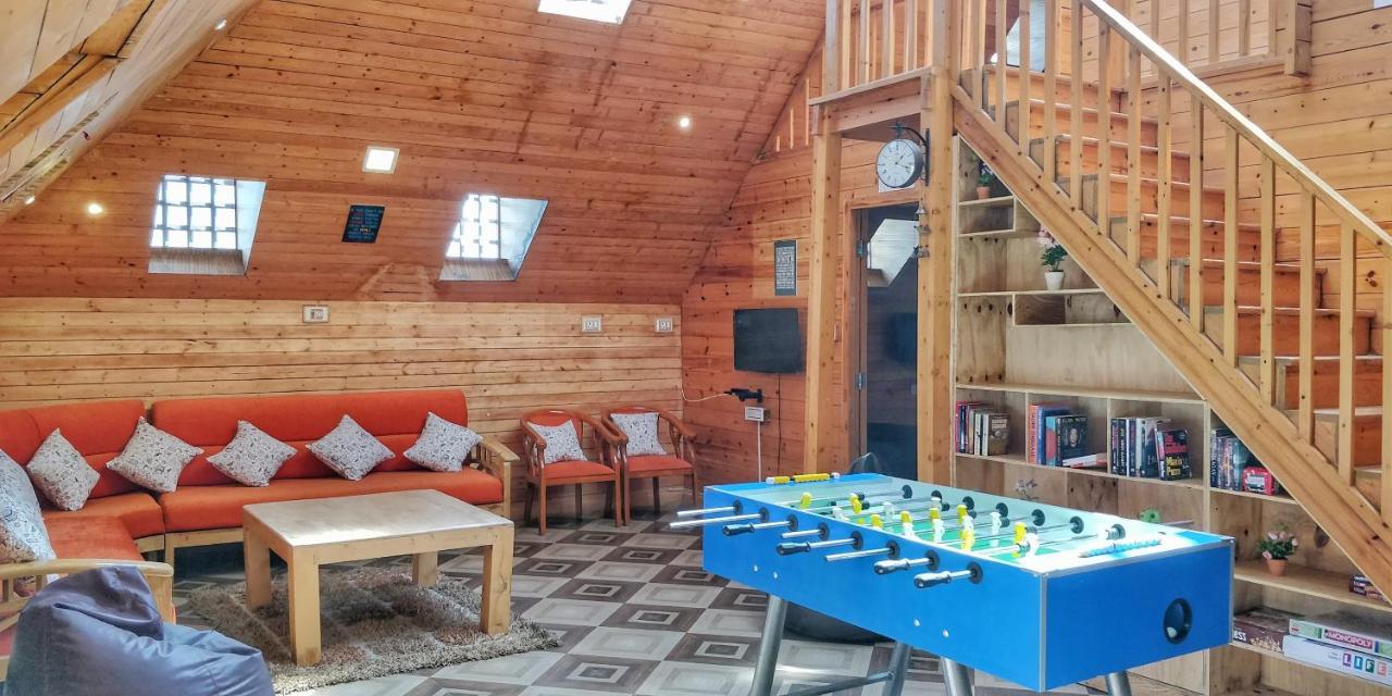 The Door To Nirvana Backpackers Hostel كوتاغيري المظهر الخارجي الصورة