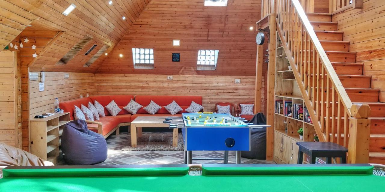 The Door To Nirvana Backpackers Hostel كوتاغيري المظهر الخارجي الصورة